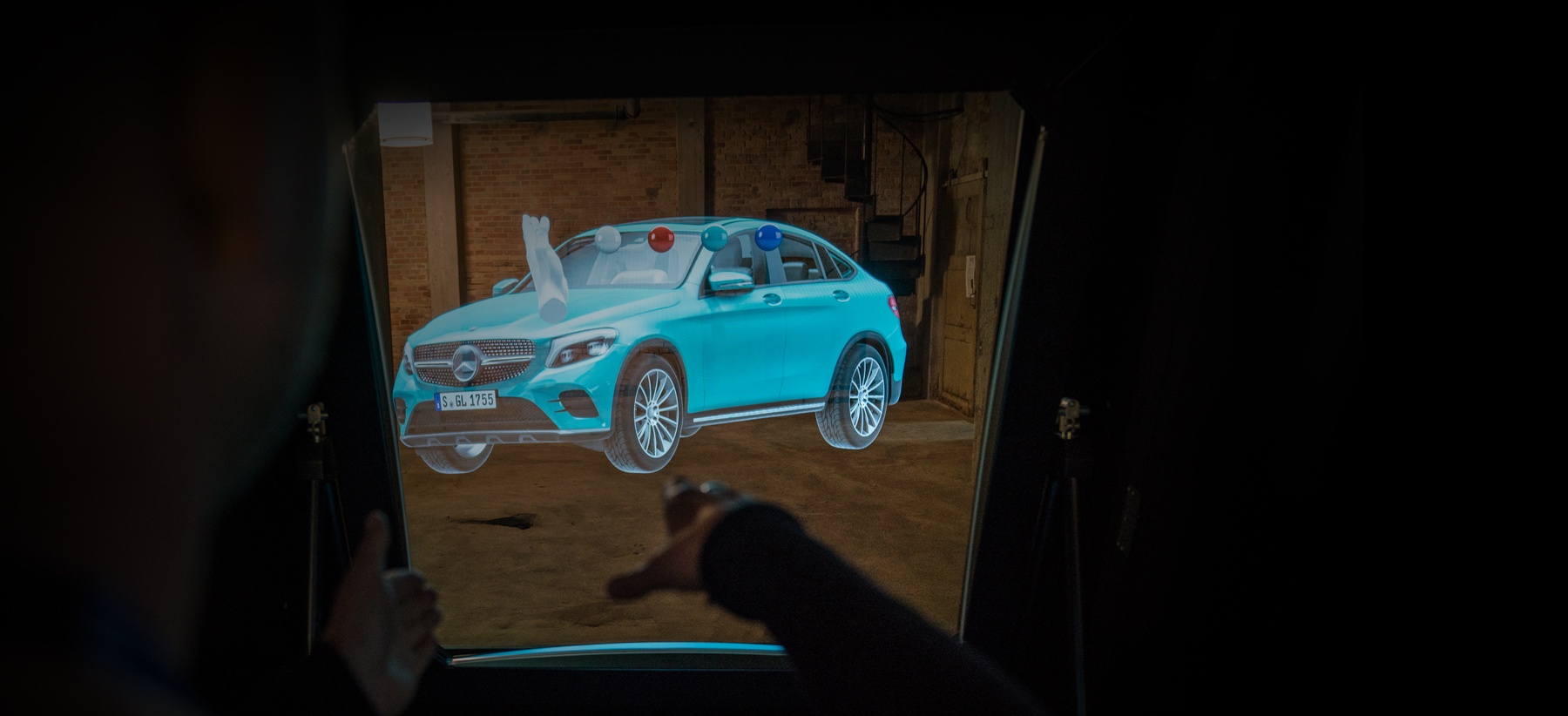 using deepframe mixed reality displays to visualize real size 3d hologram cars in showrooms