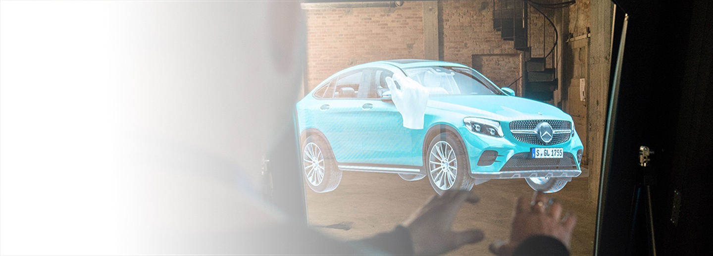 Mercedes Deepframe - the largest mixed reality display